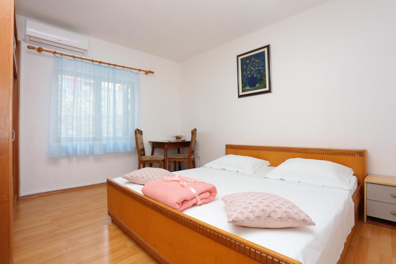 Rooms With A Parking Space Split - 17766 Экстерьер фото